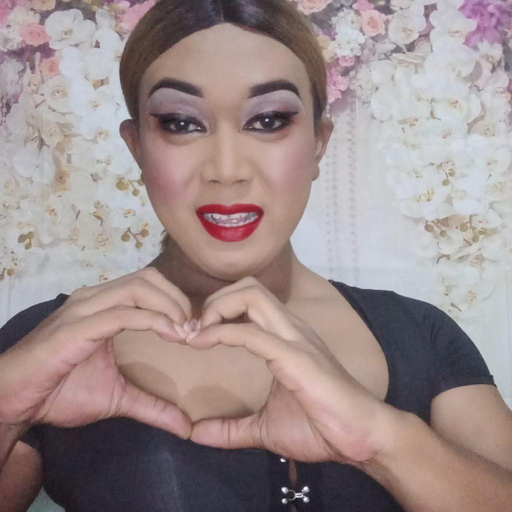 Trans Ashley Trans Ashley