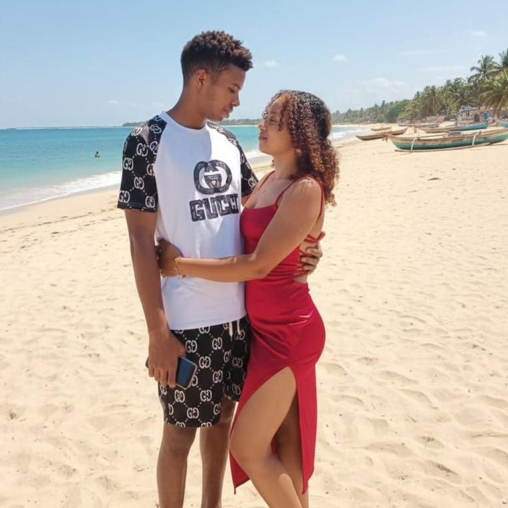 Duo Mira And Jhonny