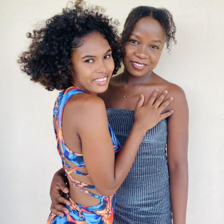 Duo Anna and Bella Duo Anna and Bella