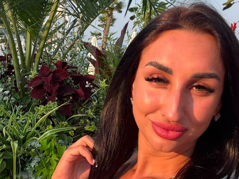 Adelina31