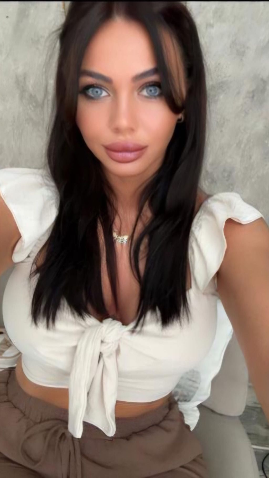 Anna27
