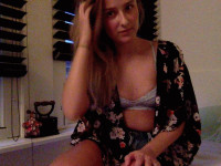 Laurarose laurarose