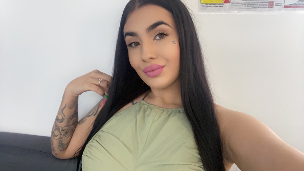 MiaKhaliff MiaKhaliff