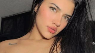 Elizabeth snapshot 4