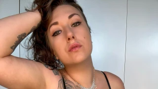 emmalaqueen snapshot 2