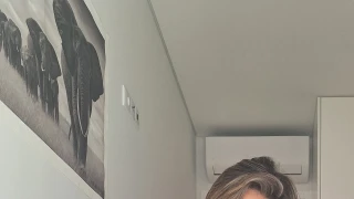 Jenni snapshot 28