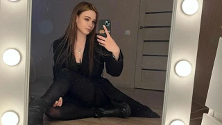 KiraLuxury snapshot 16