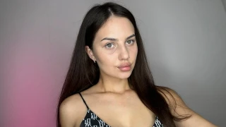 KissMonique snapshot 1