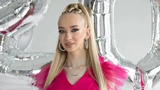 LandyLisa snapshot 9