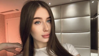 LilyColins snapshot 3