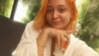MelaniOrange snapshot 37