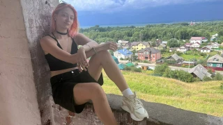 MelaniOrange snapshot 40