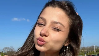 MiaRouz1 snapshot 5