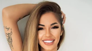 RachelFawxxx snapshot 3