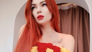 RebeccaGloss snapshot 1
