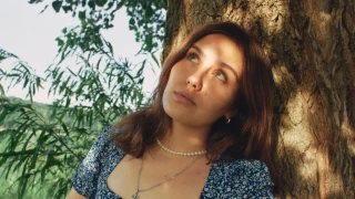 TessaLove snapshot 10