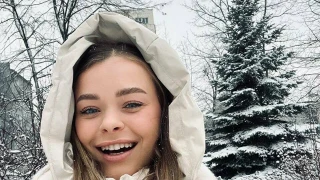 VelvetMira snapshot 1