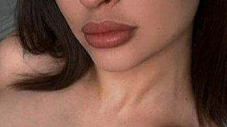 Viviennbloom snapshot 1