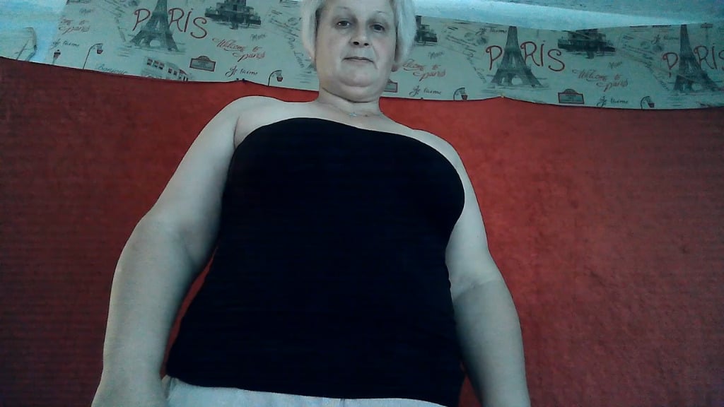 webcam-rijpe-vrouw-alissakukla23-Cup-C-1754732417800.mp4