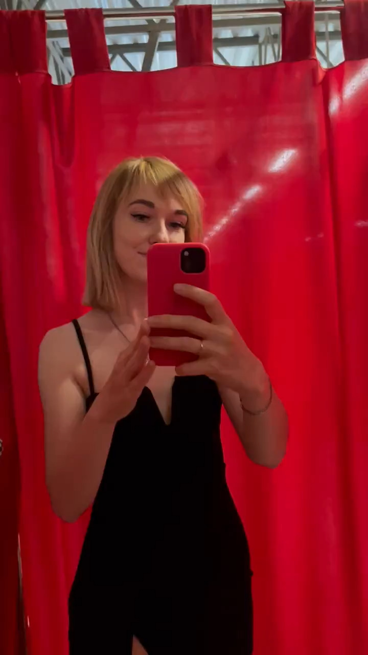 Annamalins-webcam-video-11-Anna.mp4