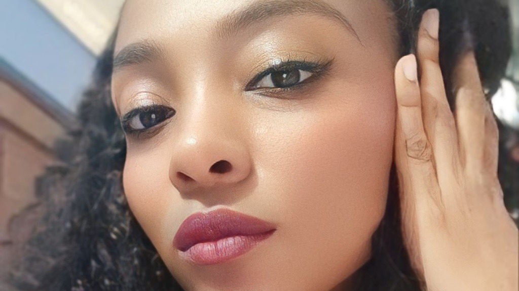 webcam-bisexuele-jonge-vrouw-Brendytha-Cup-B-1770489175823.mp4