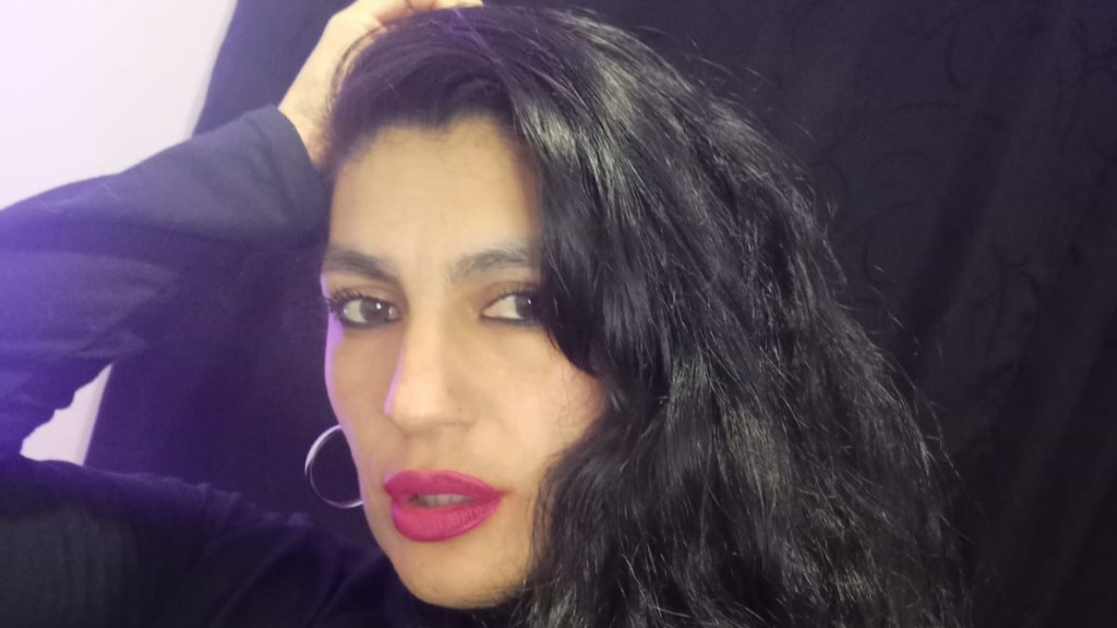 webcam-rijpe-vrouw-DiosaGil-21-Cup-C-1774924818093.mp4