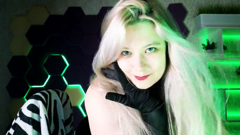 DjennaPalme-webcam-video-3-wanna-have-some-fun-join-me.mp4