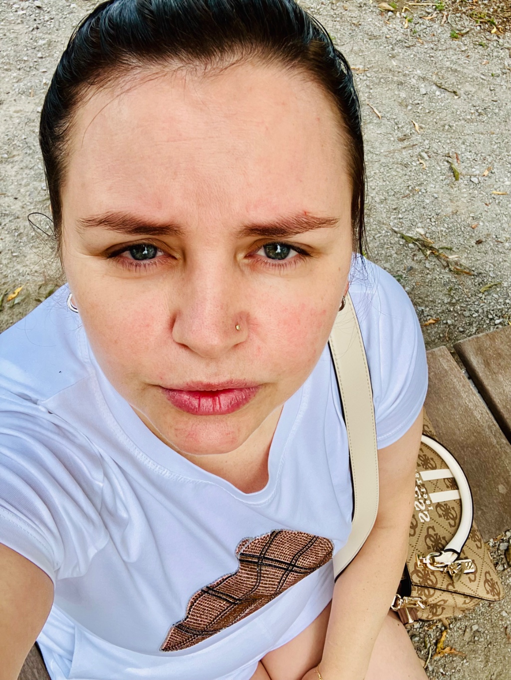 webcam-jonge-vrouw-Elin20-Cup-B-1761201466325.mp4