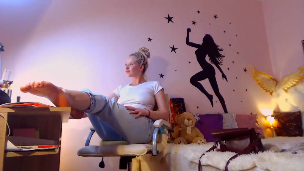 EmillyMiller-webcam-video-2.mp4