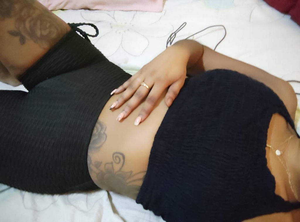 webcam-bisexuele-jonge-vrouw-Geile-Ana-Cup-C-1762538563096.mp4