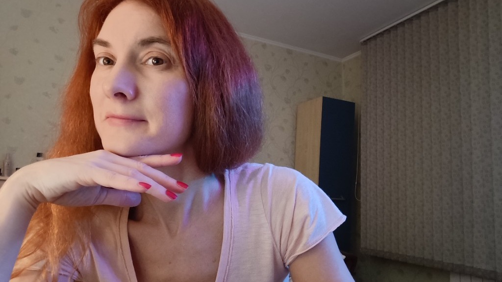 webcam-rijpe-vrouw-LadyRose77-Cup-A-1775590593647.mp4