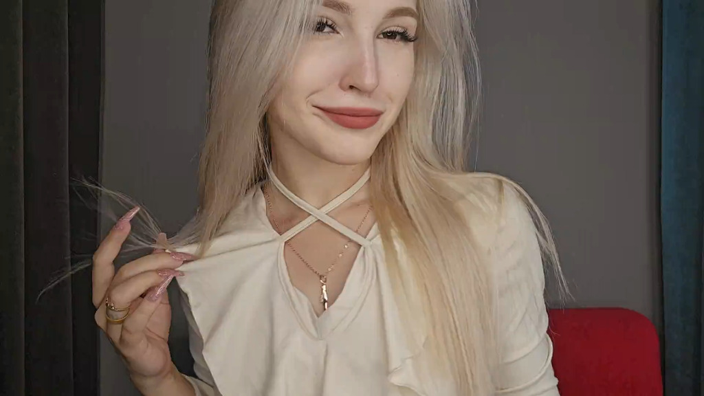 LisaFoxy-video-flirt.mp4