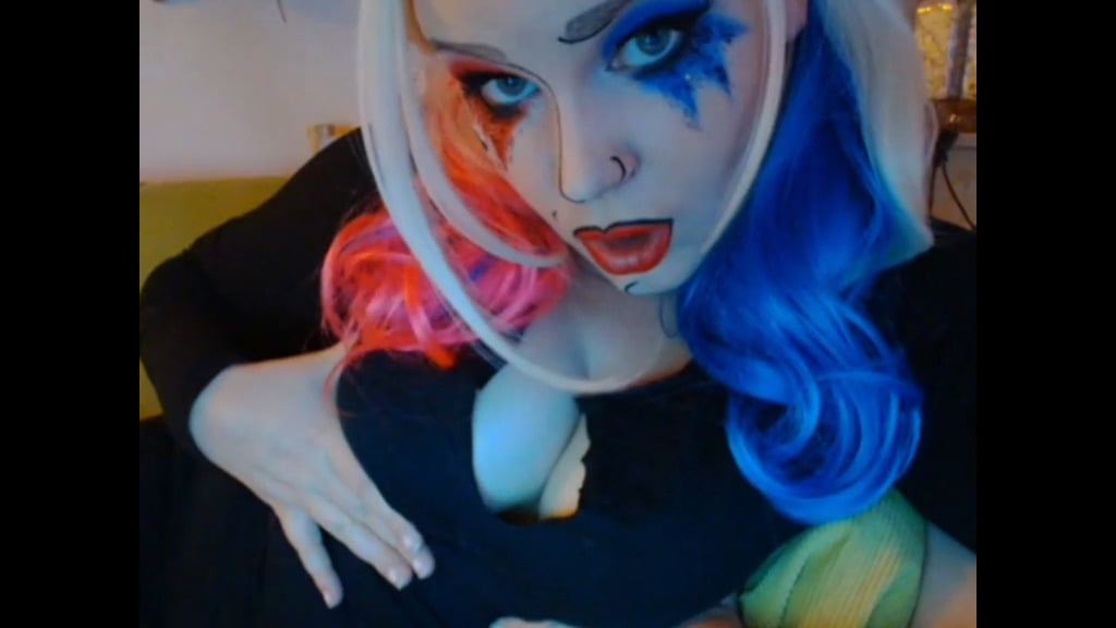 webcam-bisexuele-jonge-vrouw-loes87-Te-veel-om-op-te-noemen-Cup-C-1739437842529.mp4