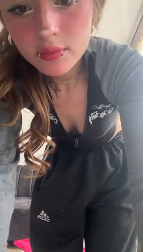 madisson-webcam-video-1-meee.mp4