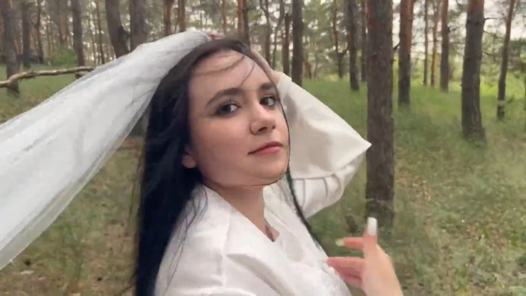 MoniBrownie-bride.mp4