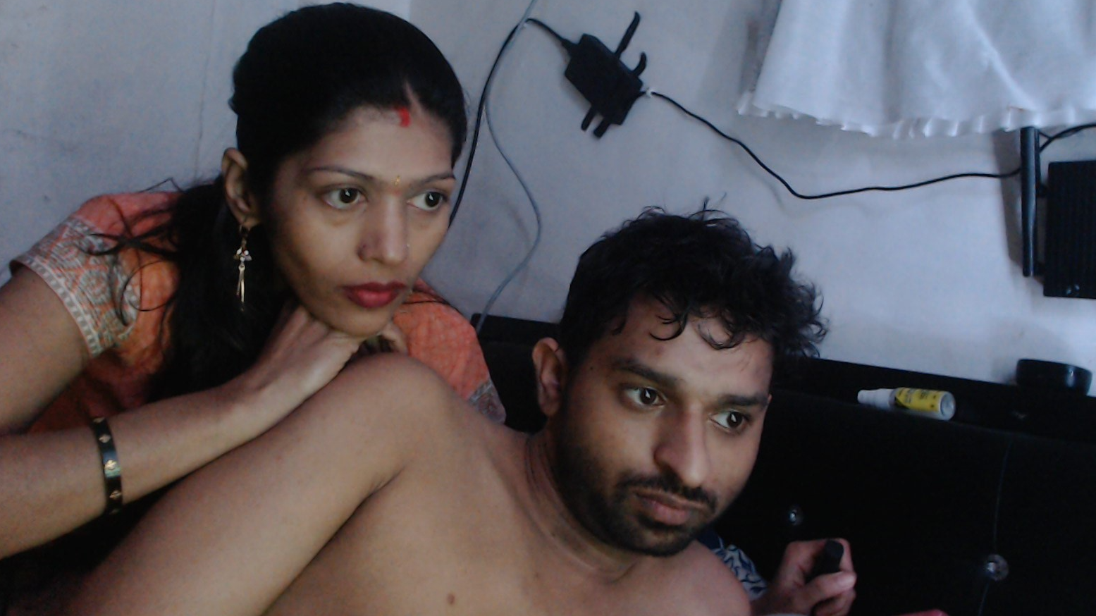webcam-bisexuele-jonge-vrouw-newcpl2022-Cup-D-1742732845667.mp4