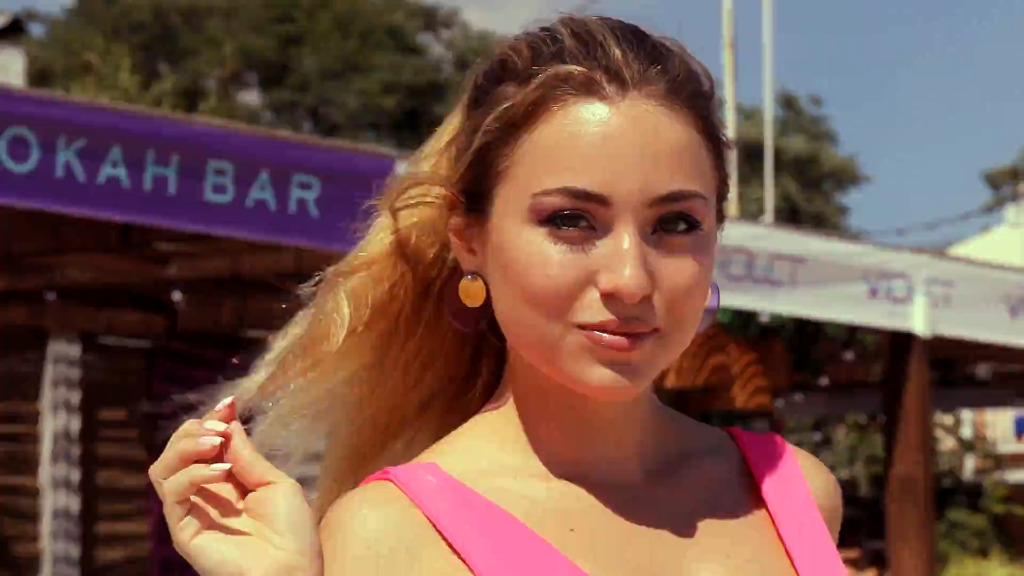 Perfect-webcam-video-4-Summer-sippin.mp4