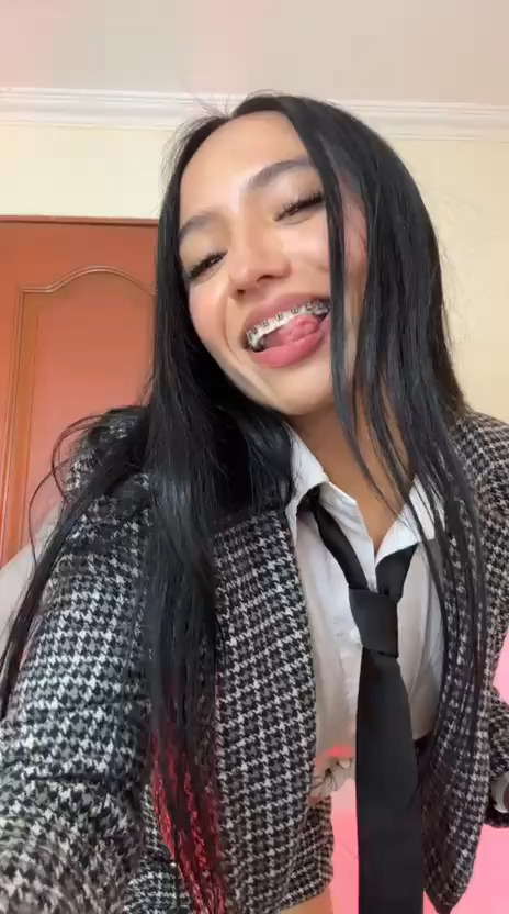 Queenblaze-webcam-video-6-My-voice-calls-to-you-but-my-attitude-captivates-you.mp4