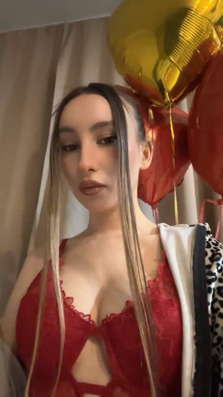 Rosebloom-Miss-Rose.mp4