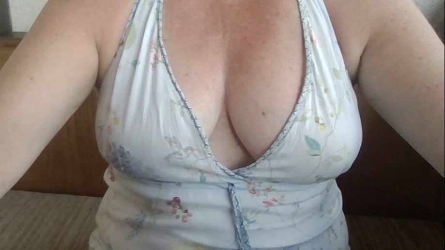 webcam-rijpe-vrouw-seksprinsesje-Cup-B-1751111927396.mp4