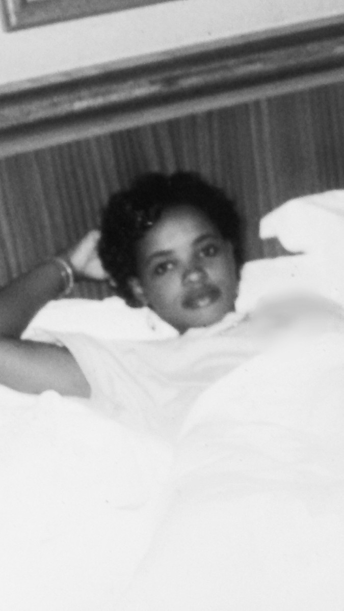 webcam-bisexuele-jonge-vrouw-SophiaRain-Cup-C-1760093048391.mp4