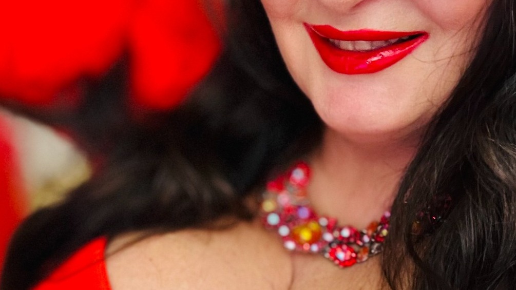 webcam-Milf-vrouw-VivienneVeil-Cup-H-1771896194926.mp4