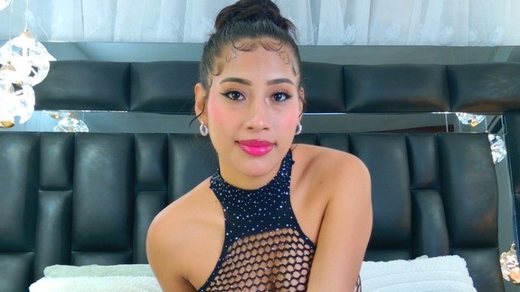 webcam-jonge-tienermeid-YesyHills-Cup-C-1767720103637.mp4