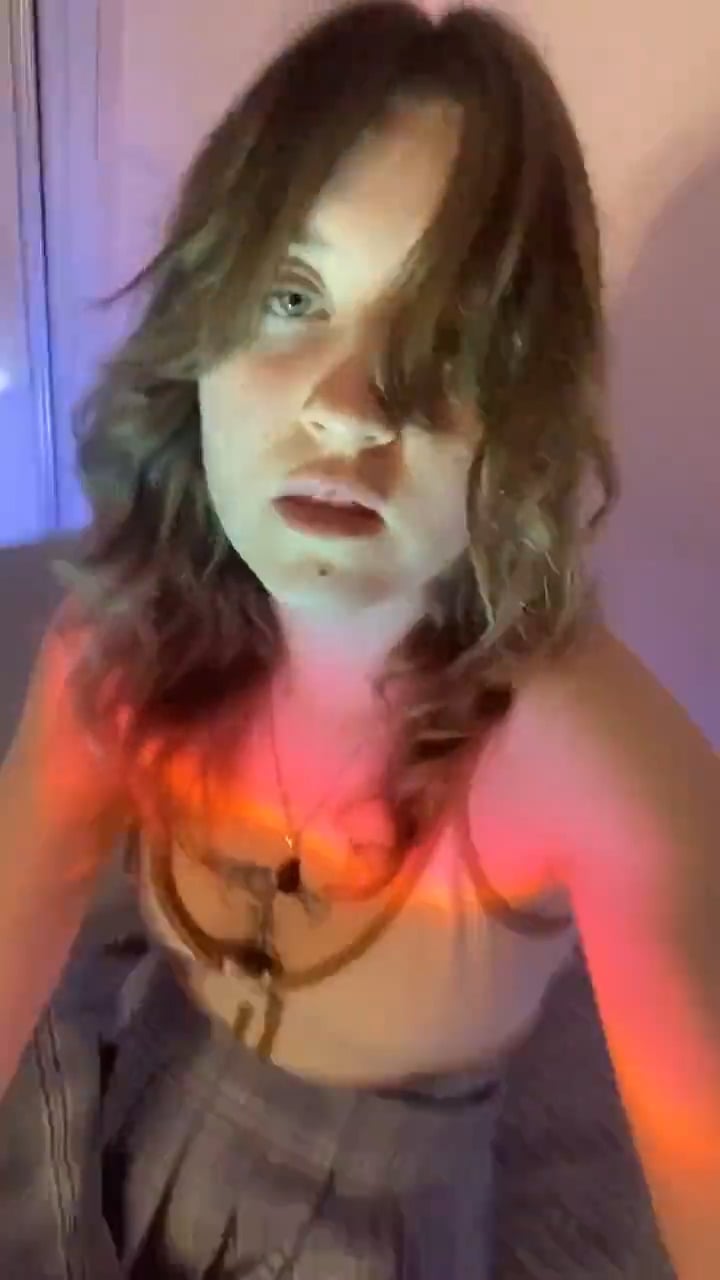 YummyPolly-webcam-video-2-3.mp4